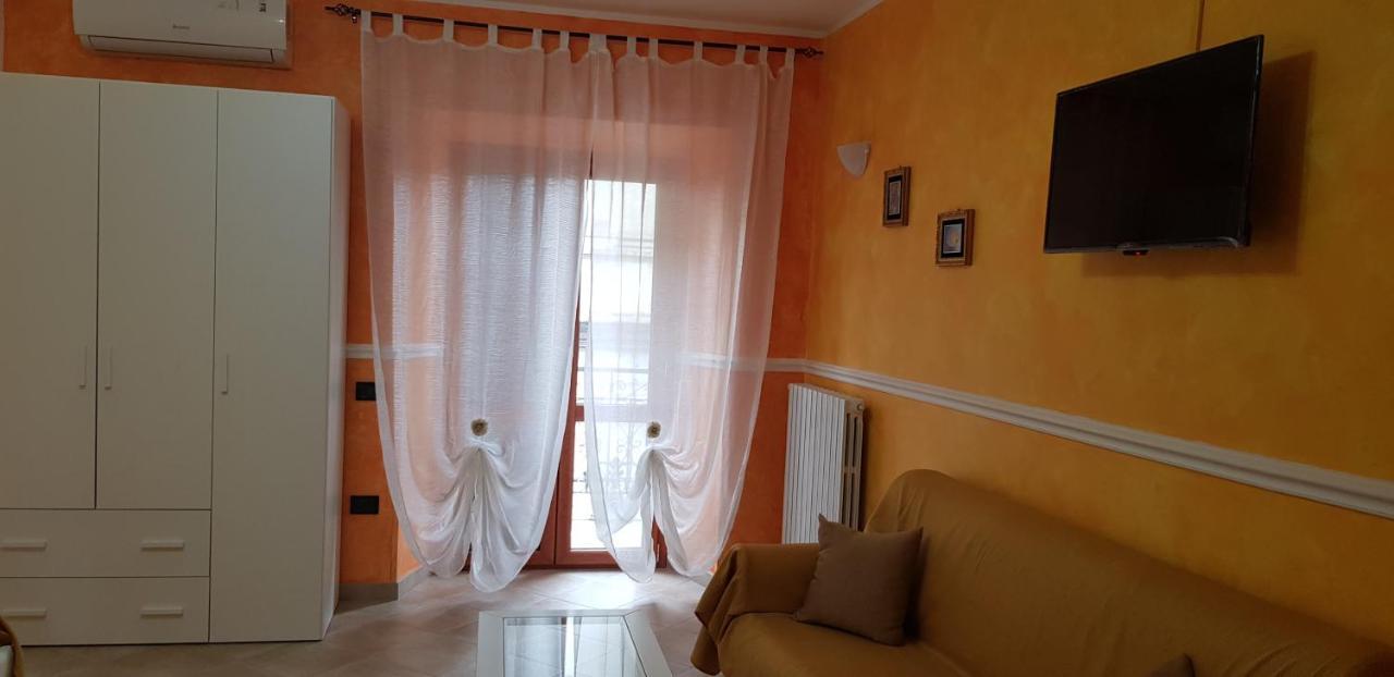 B&B Del Corso Vittorio Вибо-Валентия Экстерьер фото